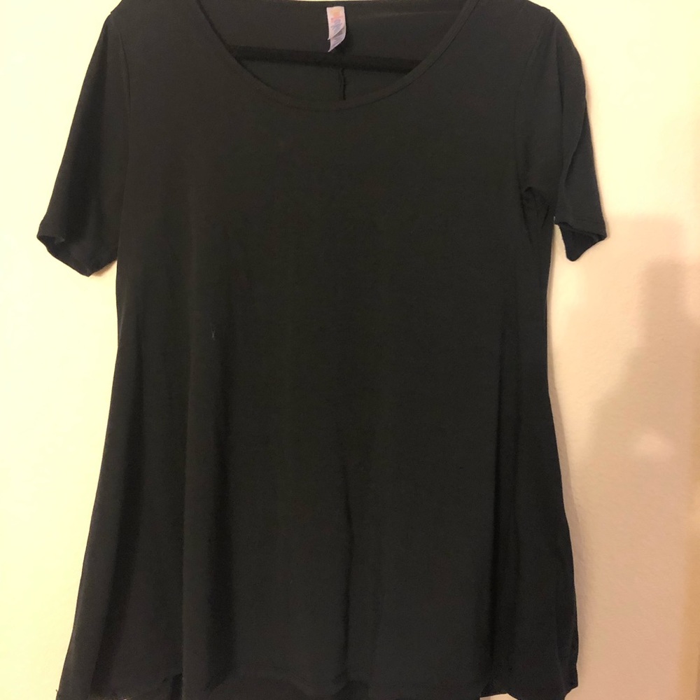 Lularoe black perfect t